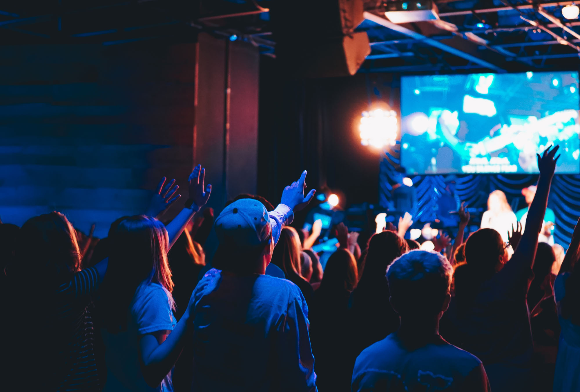 meeting-church-members